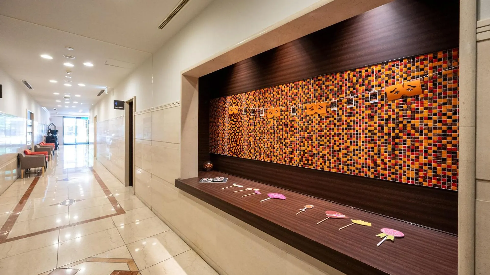 The B Hakata Hotel Fukuoka  3*, Fukuoka (Fukuoka)