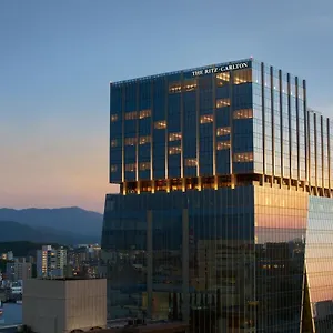 The Ritz-carlton Hotel