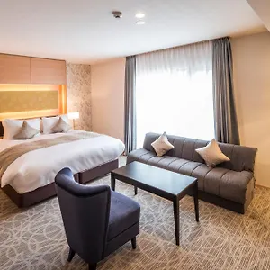 Shinmachi Rokkaku Grandereverie Hotel